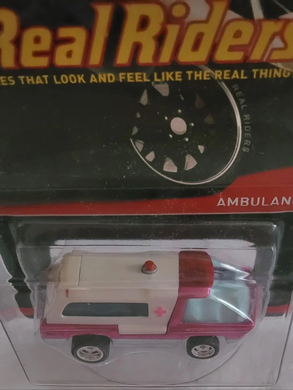 2010 Hot Wheels Red Line Club Pink Ambulance Real Riders Series 1/6 #1318/4000